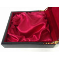 Черная глянцевая деревянная упаковочная коробка для ювелирных изделий